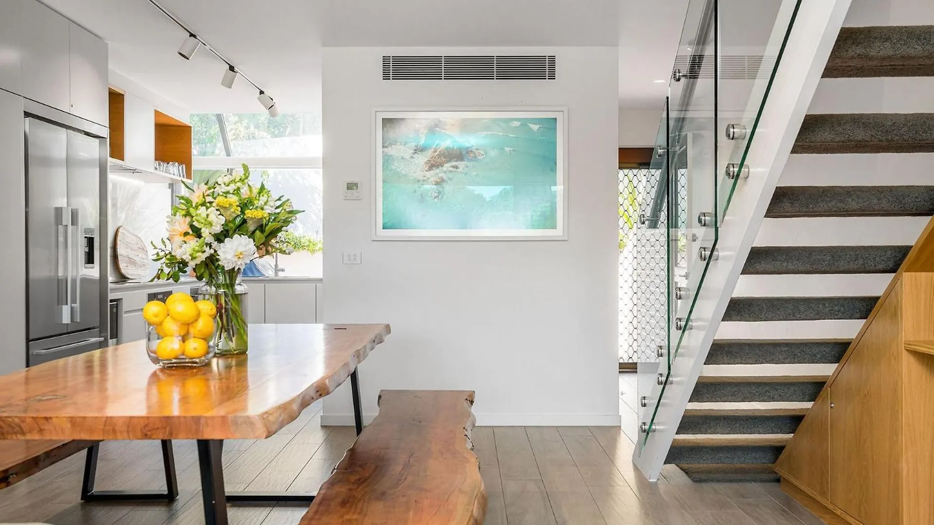 A Perfect Stay - 4 James Cook Apartments Byron Bay